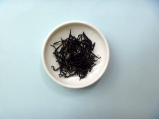 雲南プーアール茶・冰島・生茶・600年茶樹・2016年新茶の茶葉の写真